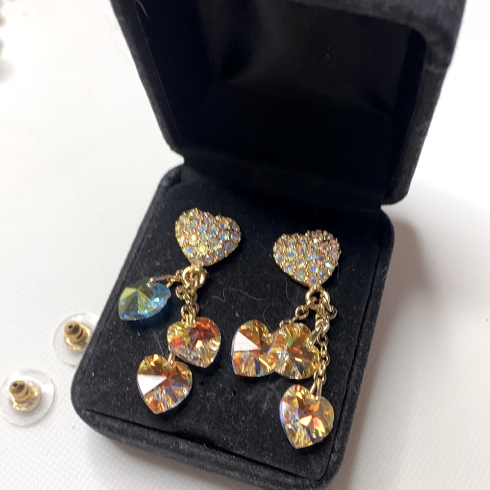 Kirk's Folly HARD TO FIND, VTG AB stones and AB crystal hearts hanging, pierced.